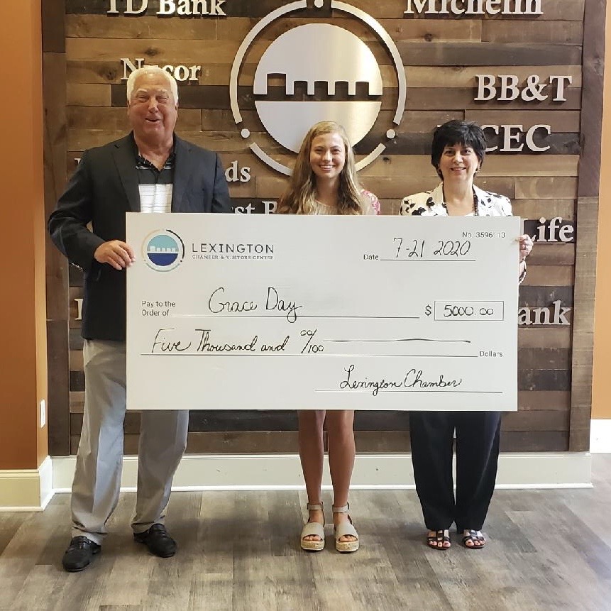 River Bluff Graduate Receives $5,000 Scholarship From Lexington Chamber